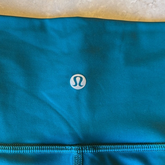 LuLuemon Leggings Size 8 - Picture 3 of 5